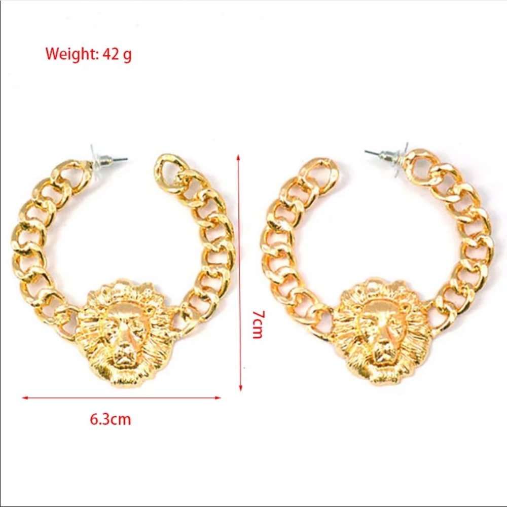 Luxury Lion Face Design Gold Earrings - Picture 2 of 3
